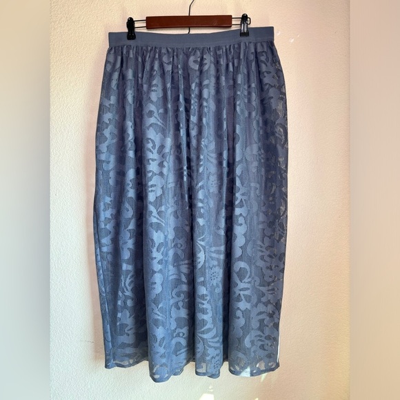Lane Bryant Steel Gray Lace Overlay A-Line Elastic Waist Maxi Midi Skirt 14/16 - Picture 4 of 7